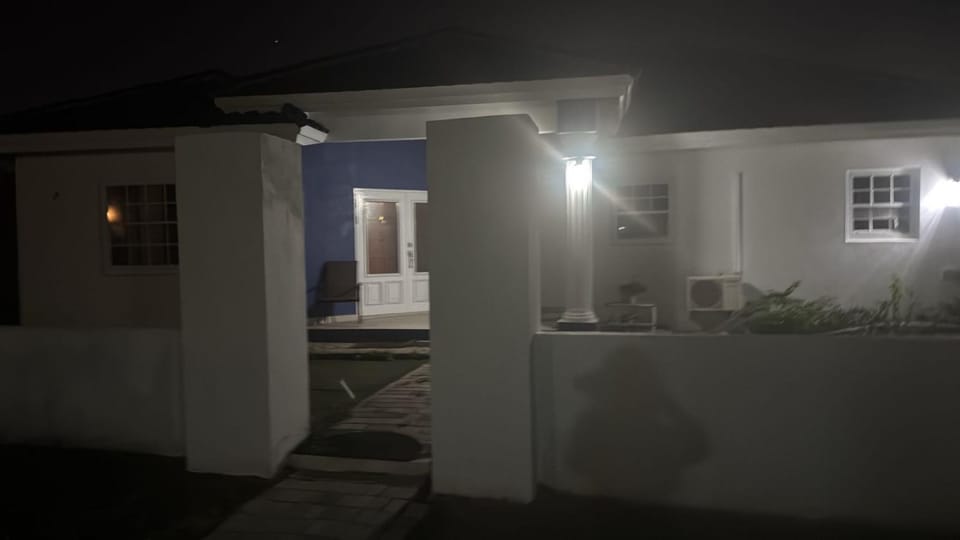 Aruba SunRise 3BRH Rentals Noord House in Noord