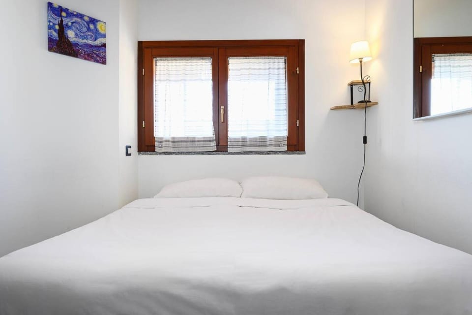 Modern Apartment Near Centrale Station Apartment in Milan
