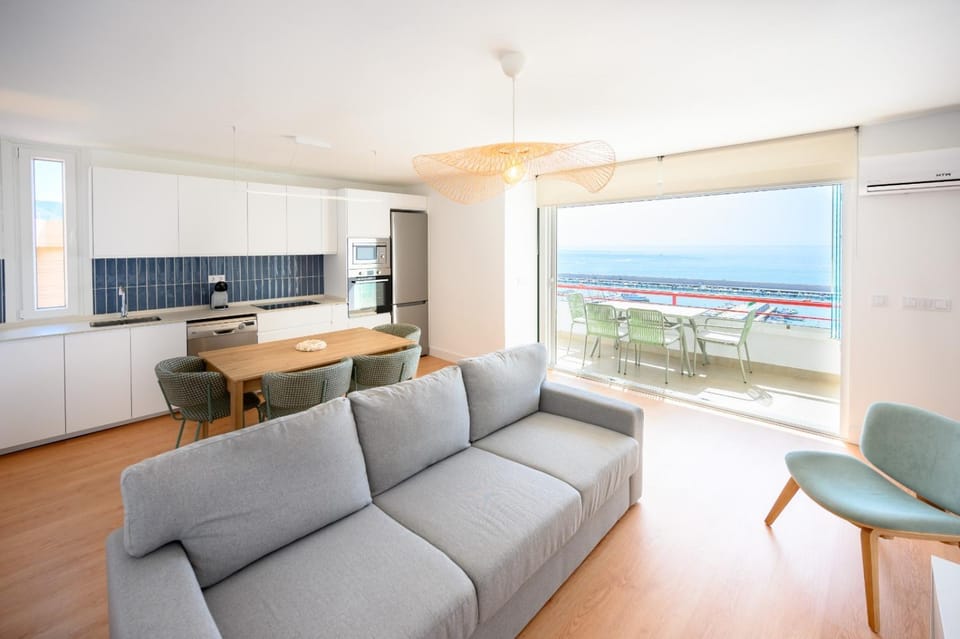 Kitchen or kitchenette, Living room, Seating area, Dining area, Sea view, heating, heating, internet, internet, air conditioner, air conditioner