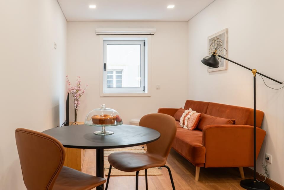 TV and multimedia, Living room, Dining area