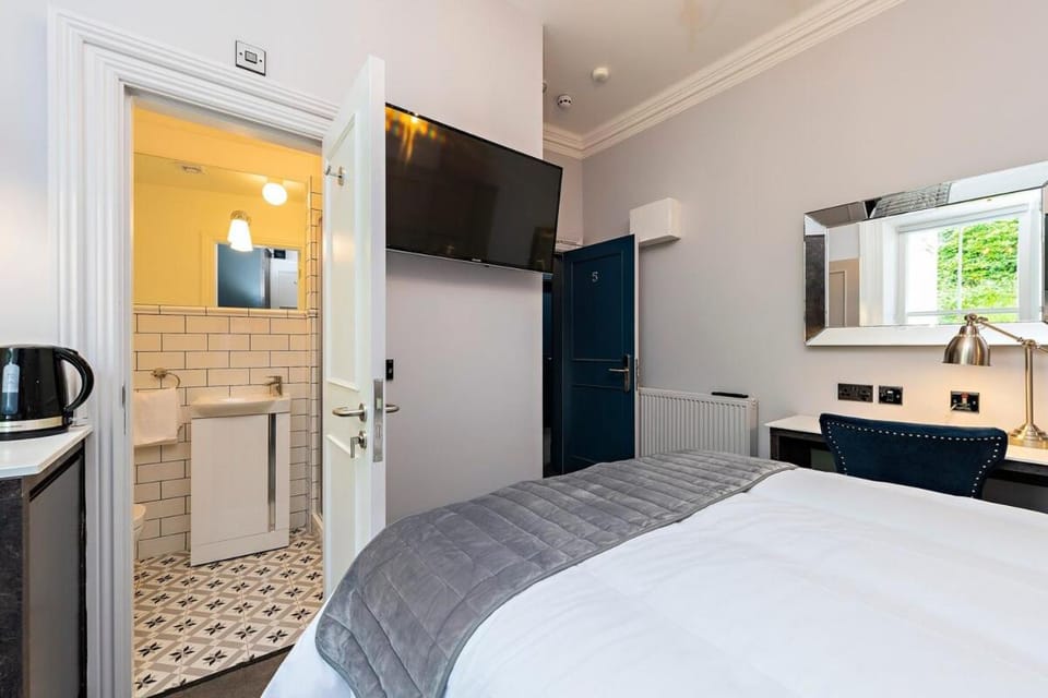 Charming Studio at the Marina Apartment in Dublin