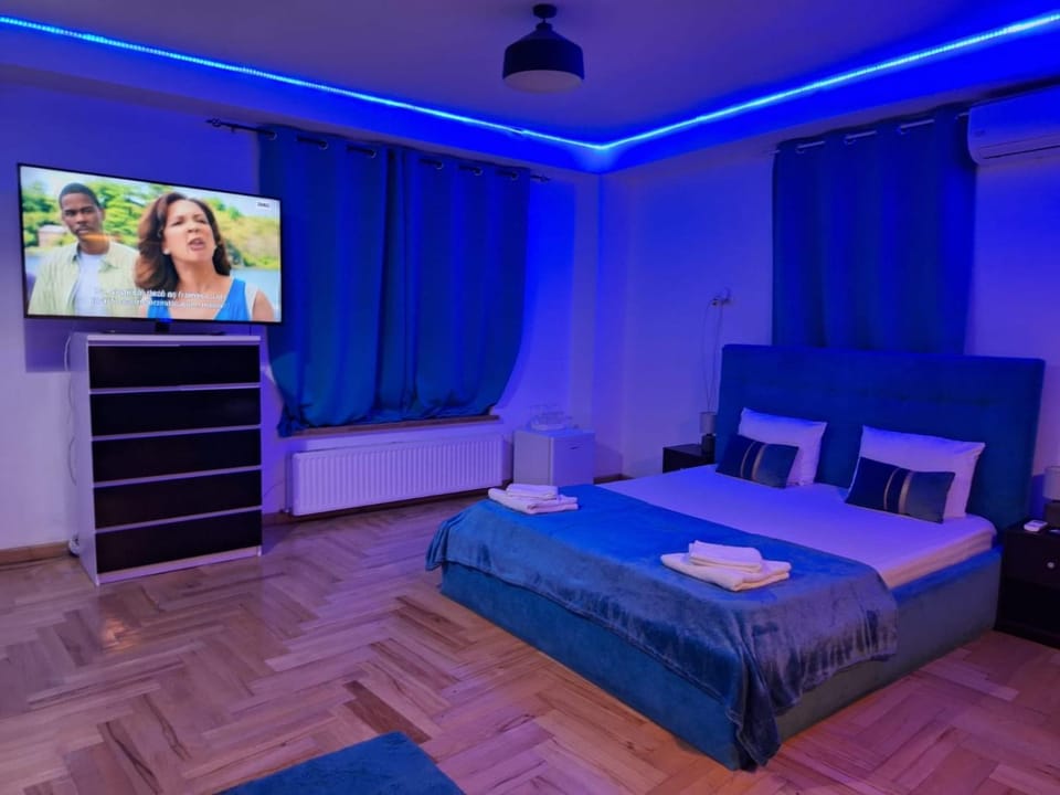 RIS Studio premium lux jacuzzi Apartment in Bucharest