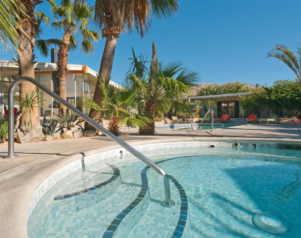 Day, Natural landscape, Garden, Garden view, Pool view, Swimming pool, sunbed