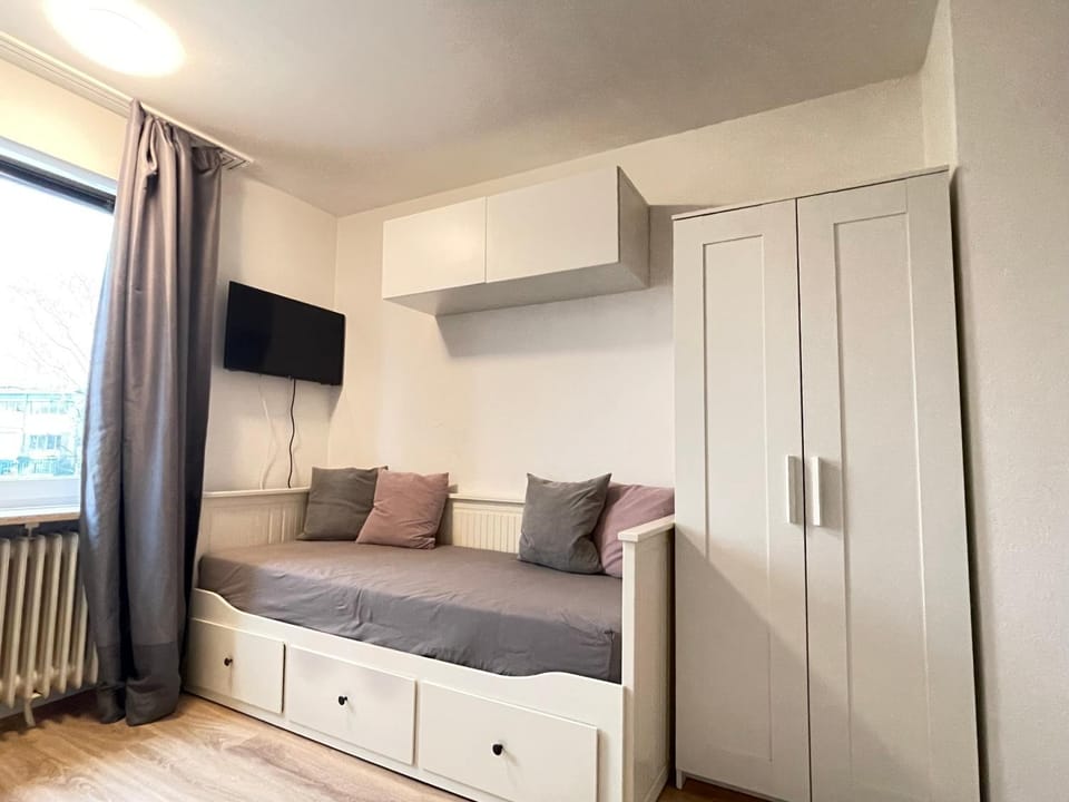 Living room, Bedroom, wardrobe