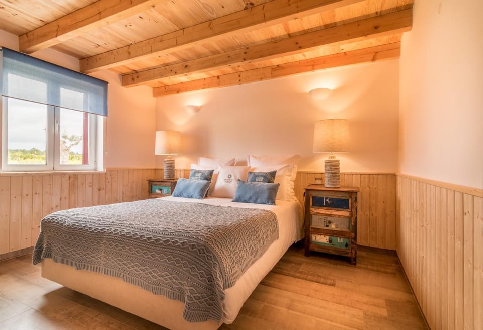Bed, Decorative detail, Bedroom