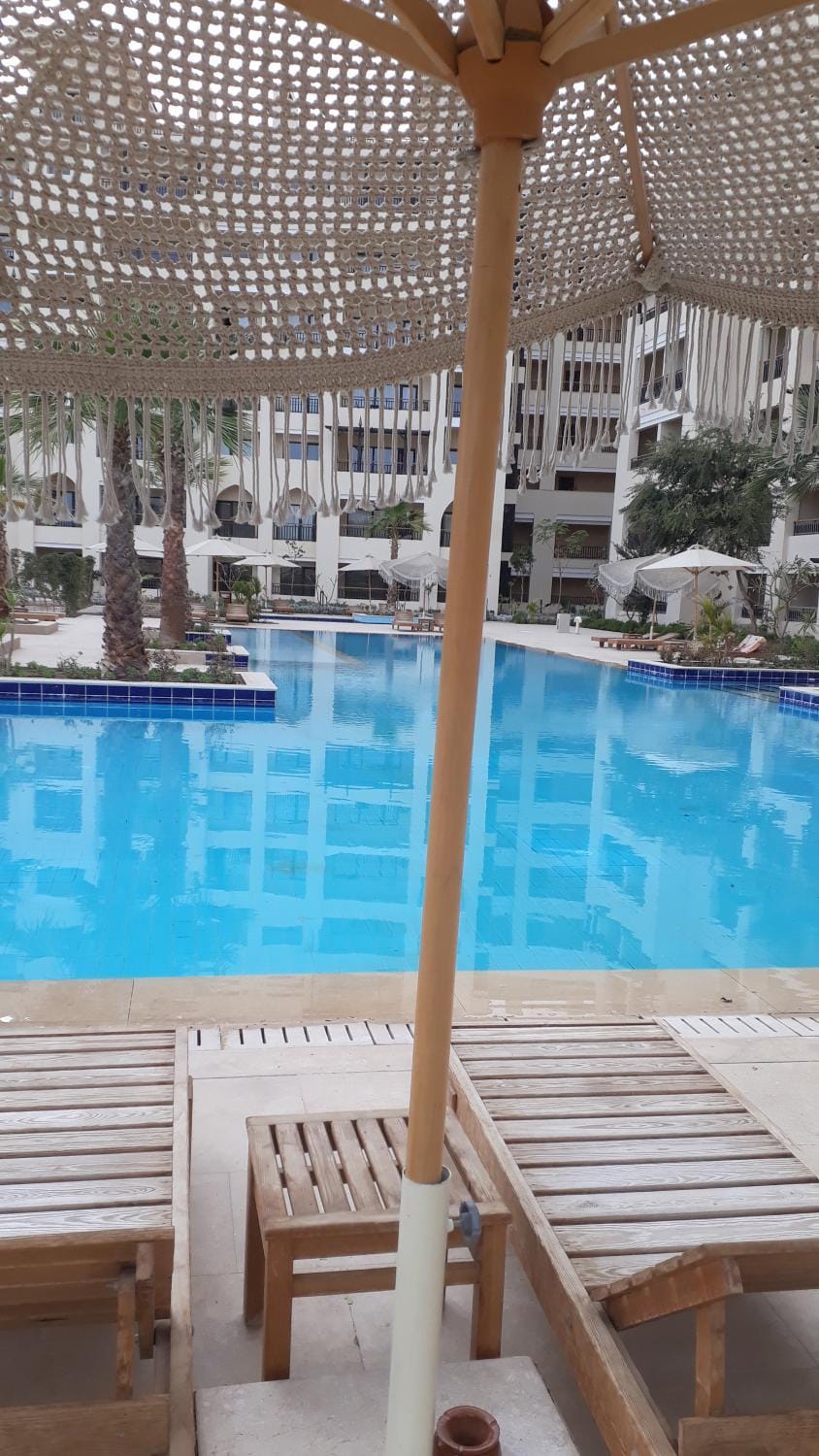 Day, Pool view, Swimming pool, sunbed