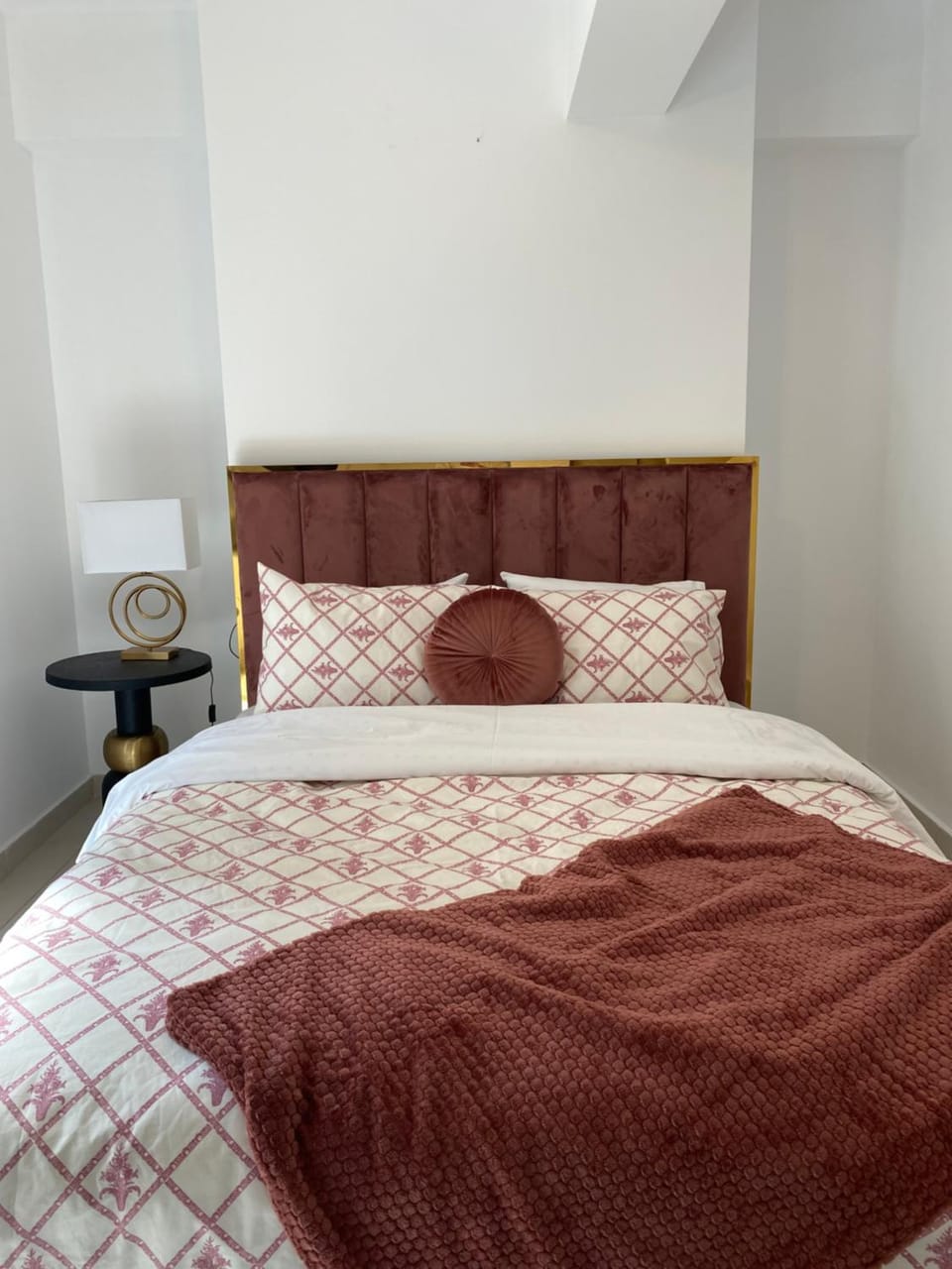 NEW 2BD Aprt with Shared Rooftop Pool B3 Apartment in Kallithea