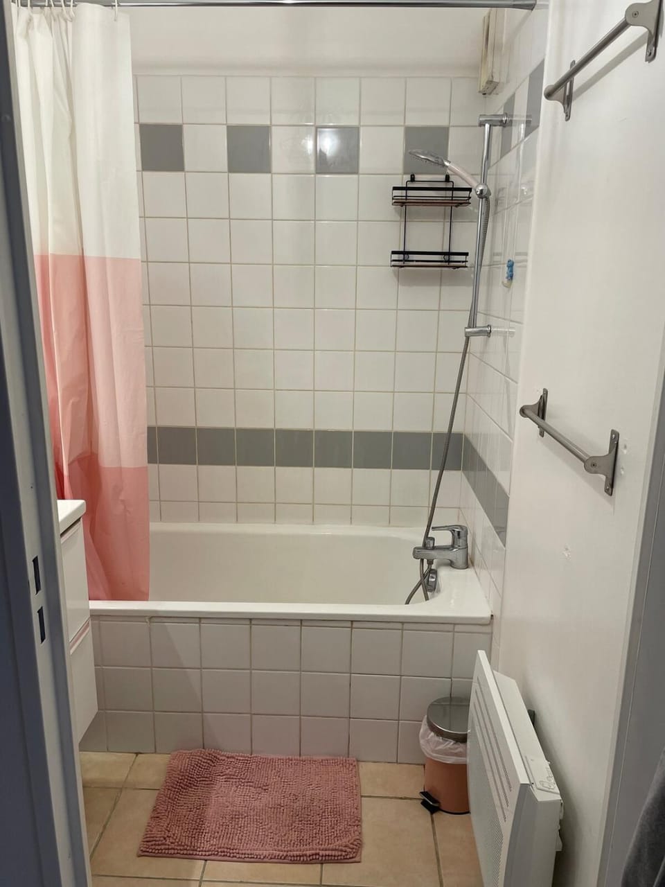 Bathroom, Bath