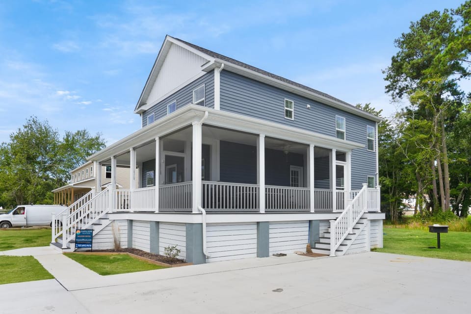 All Done - Pet Friendly; New for 2024! House in Chincoteague Island