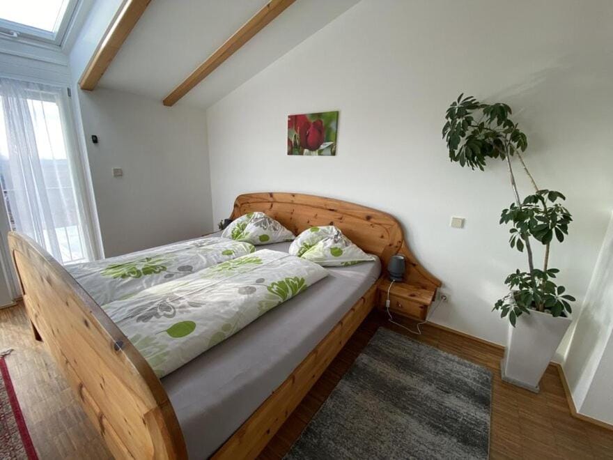 Sonnenterrasse Klöcklschuster Hotel in Styria