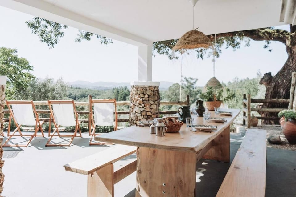 Natural landscape, Balcony/Terrace, Dining area