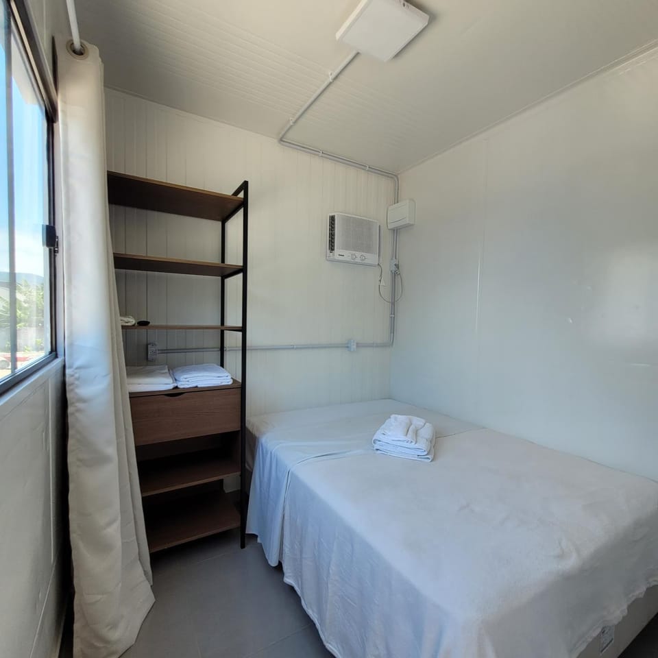 Quitinete Container 2 - Pântano do Sul Apartment in Florianopolis
