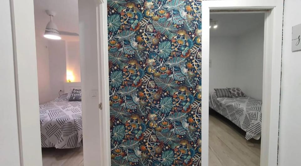 5 Apartamento de 2 habitaciones y metro Apartment in Seville