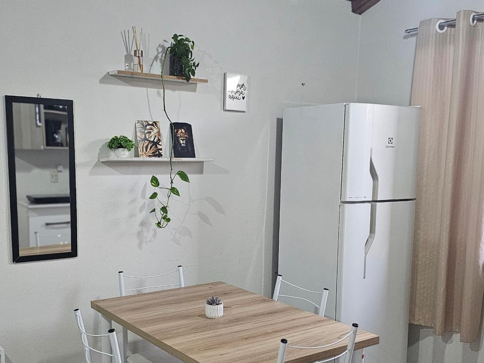 Kitnet Bandeiras em Osasco Local Familiar 04 Apartment in Osasco