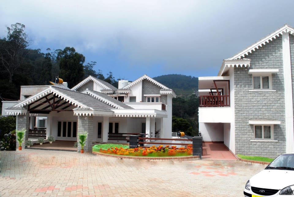 Property building, Day
