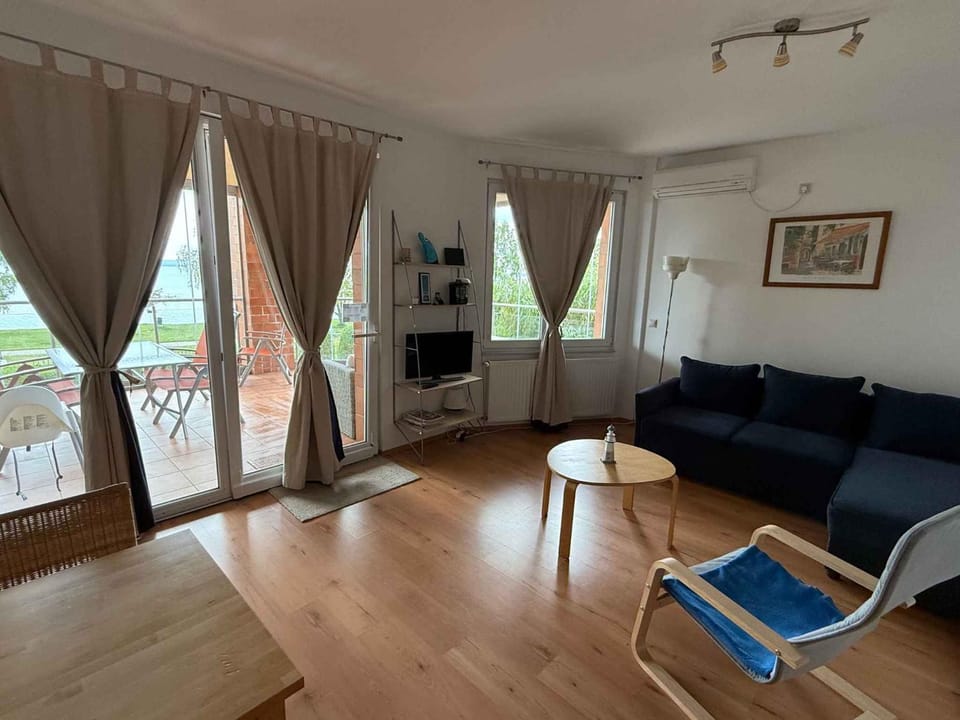 Balcony/Terrace, Living room, Dining area