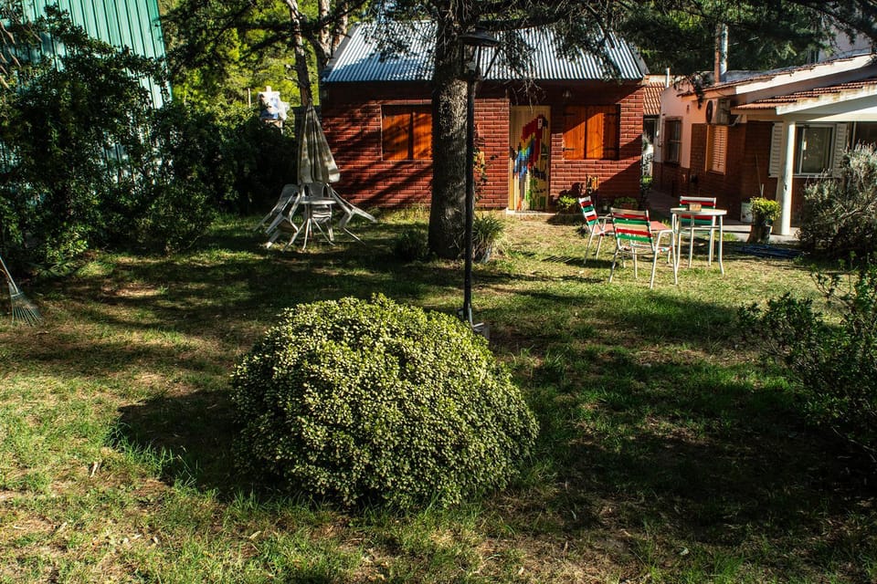 Property building, Day, Natural landscape, Garden, Garden, Garden view