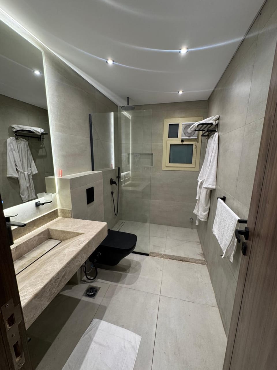 Moatasem Modhish Apartment in Egypt