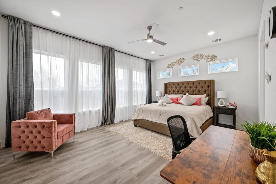 Bed, Bedroom