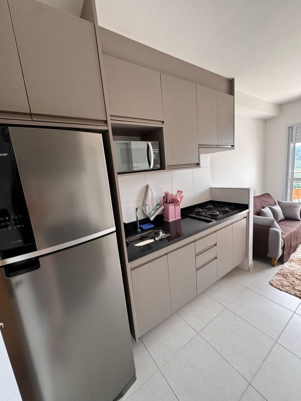 Kitchen or kitchenette, microwave, stove