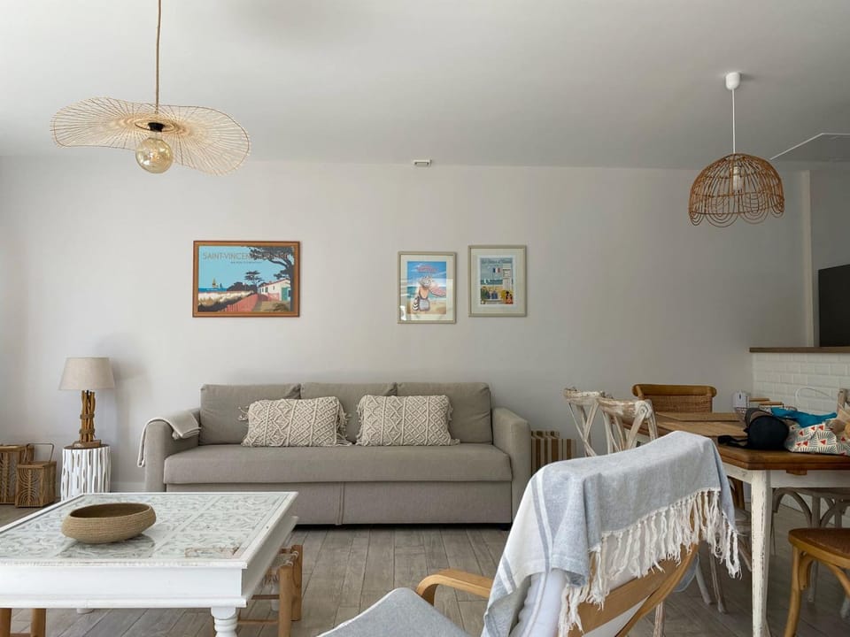 Maison familiale avec piscine privée à Saint-Vincent-sur-Jard - FR-1-336-136 House in Pays de la Loire