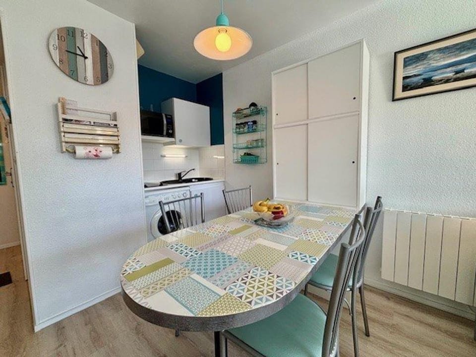 Quiberon: Appartement lumineux 2 pièces près de la plage - FR-1-478-309 Apartment in Quiberon