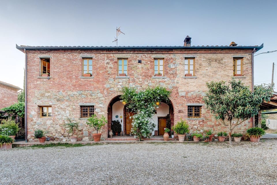 Facade/entrance, Garden view