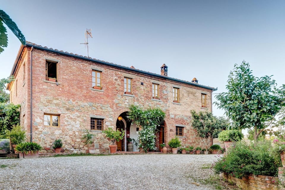 Facade/entrance, Garden view