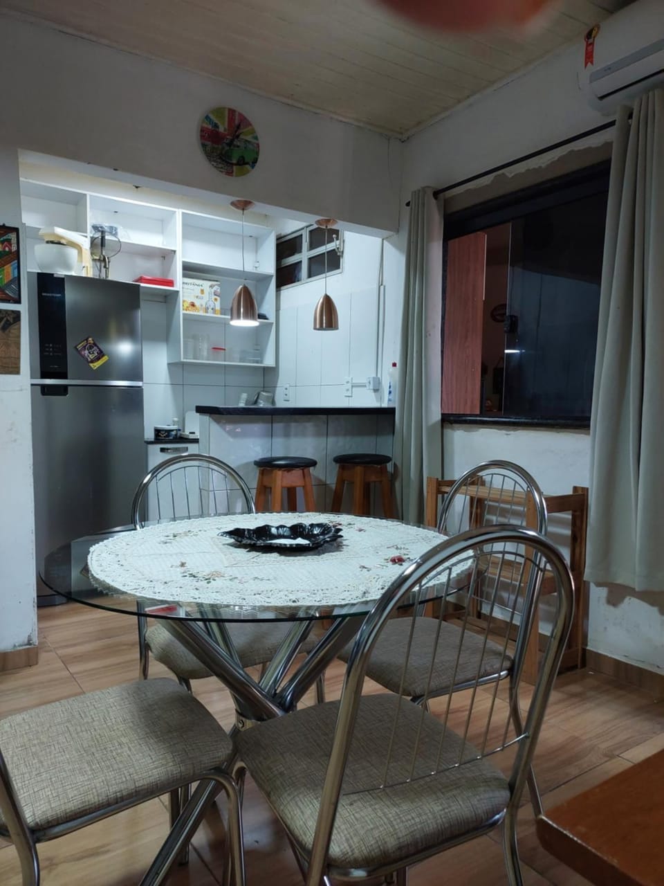 Kitchen or kitchenette, Dining area, minibar