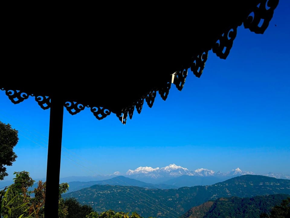 Pemazen Pakhrin Villa Vacation rental in West Bengal