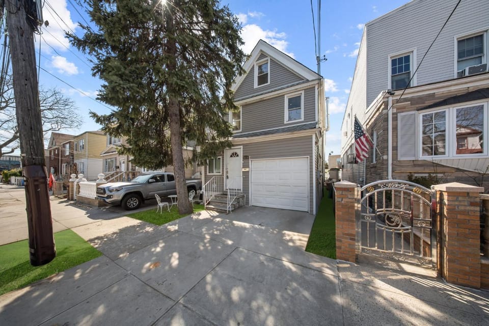 One Bedroom near JFK Airport! Apartment in Ozone Park