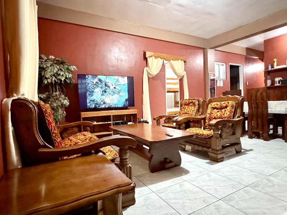 Shu cozy cottage Three spacious bedrooms Apartment in Baguio