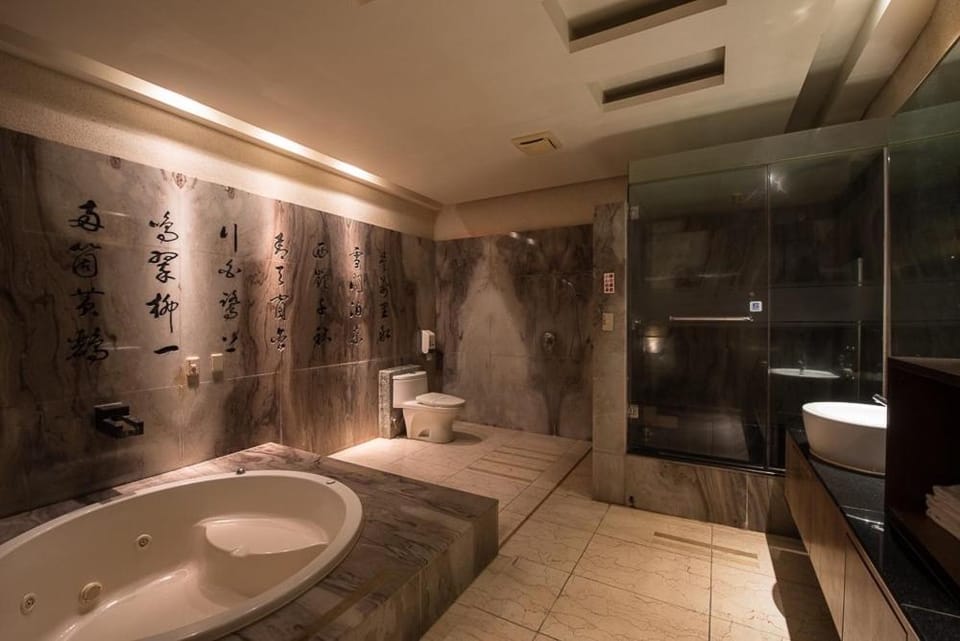 Bathroom, Bath