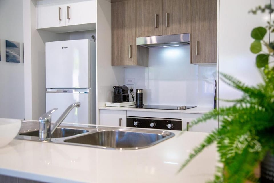 Kitchen or kitchenette, dishwasher, pet friendly, stove