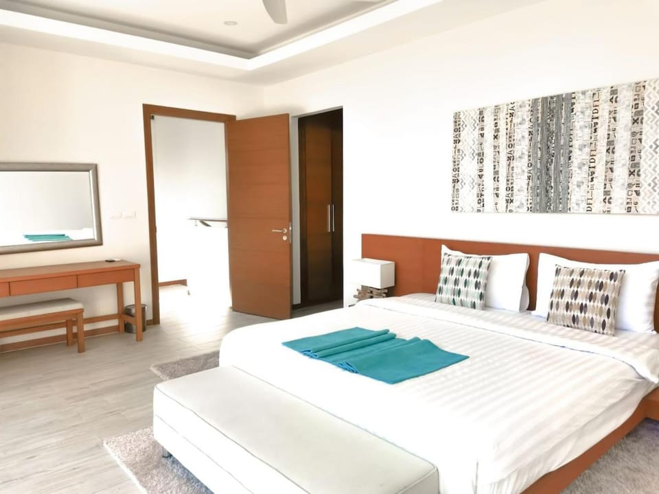 Rawai Beach Pool Villa 3 bedrooms Villa in Rawai