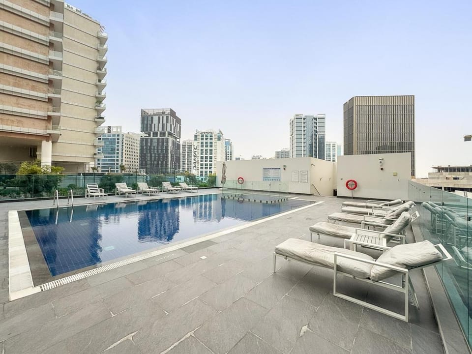 FIRST CLASS Studio Cozy Luxe Sanctuary Apartment in Dubai