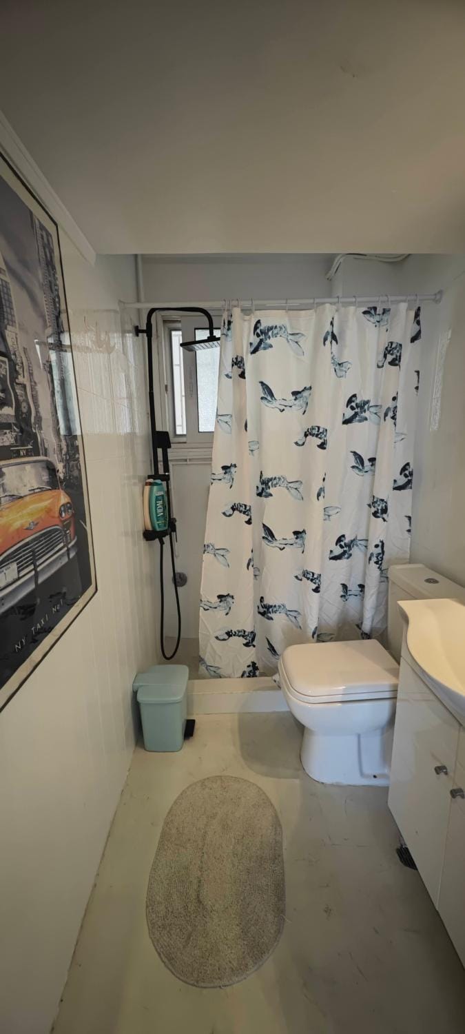 Shower, Toilet, Bathroom