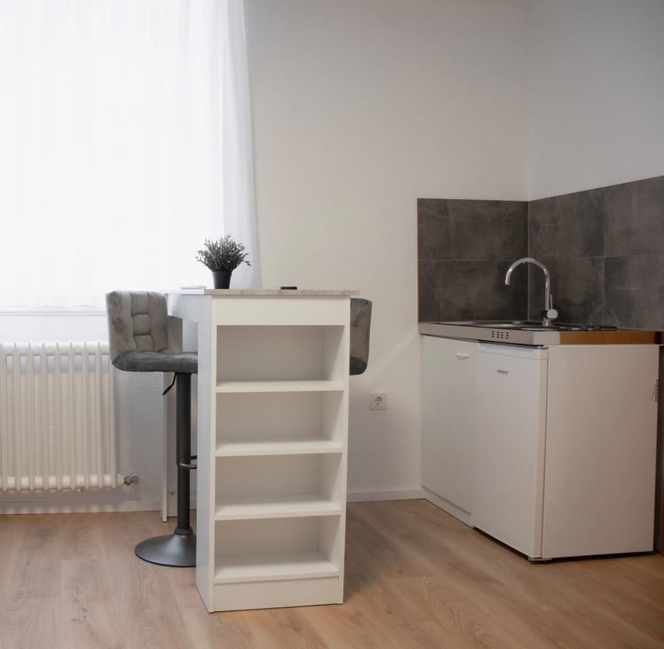 Kitchen or kitchenette, Seating area