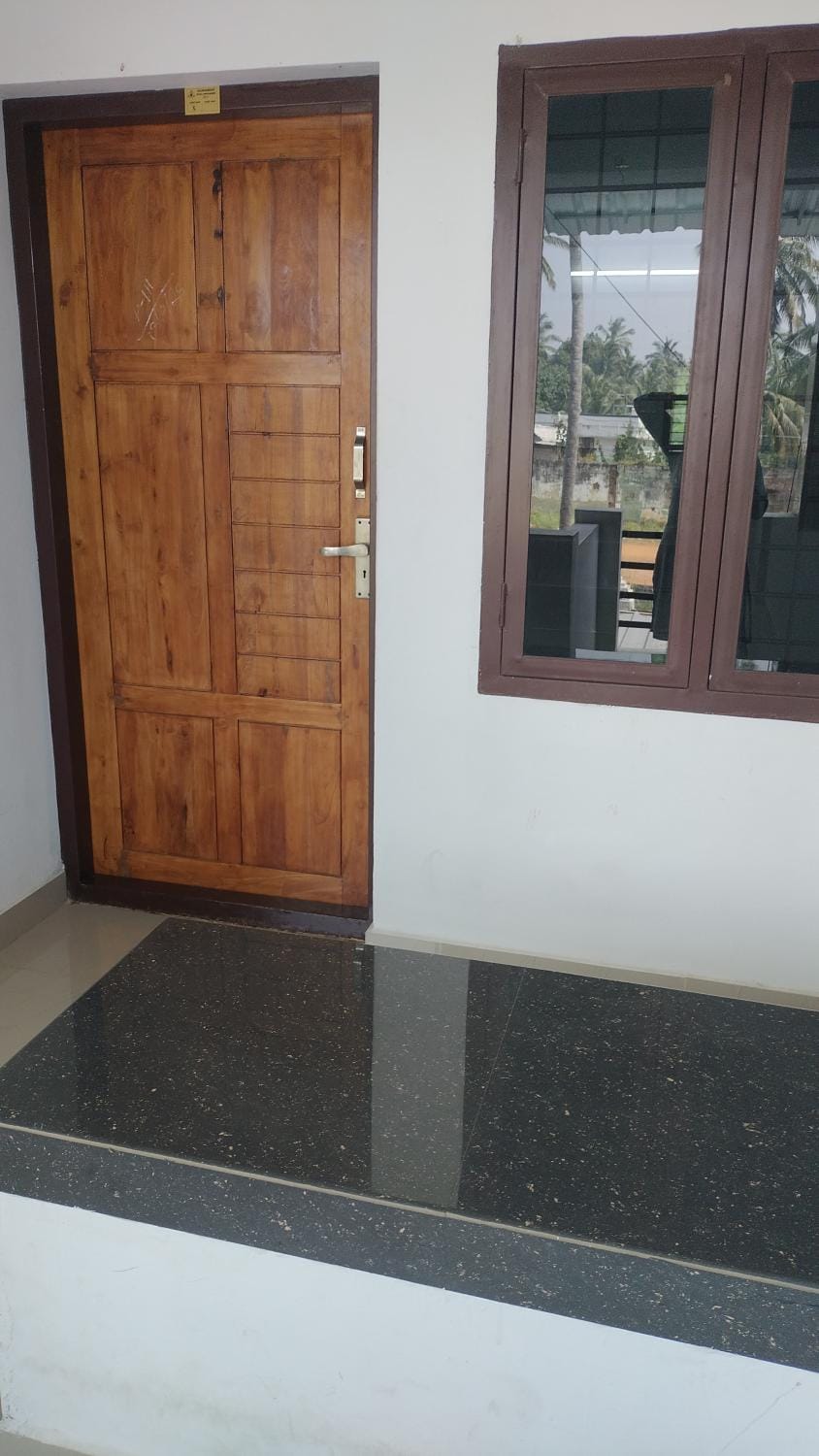 Aswathy Bhavan Near Star auditorium vadakkenchery Apartment in Kerala