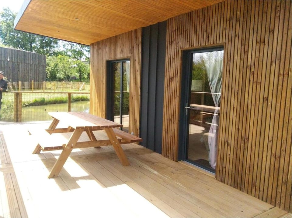 tom Sawyer cabane flottante Chalet in Bressuire