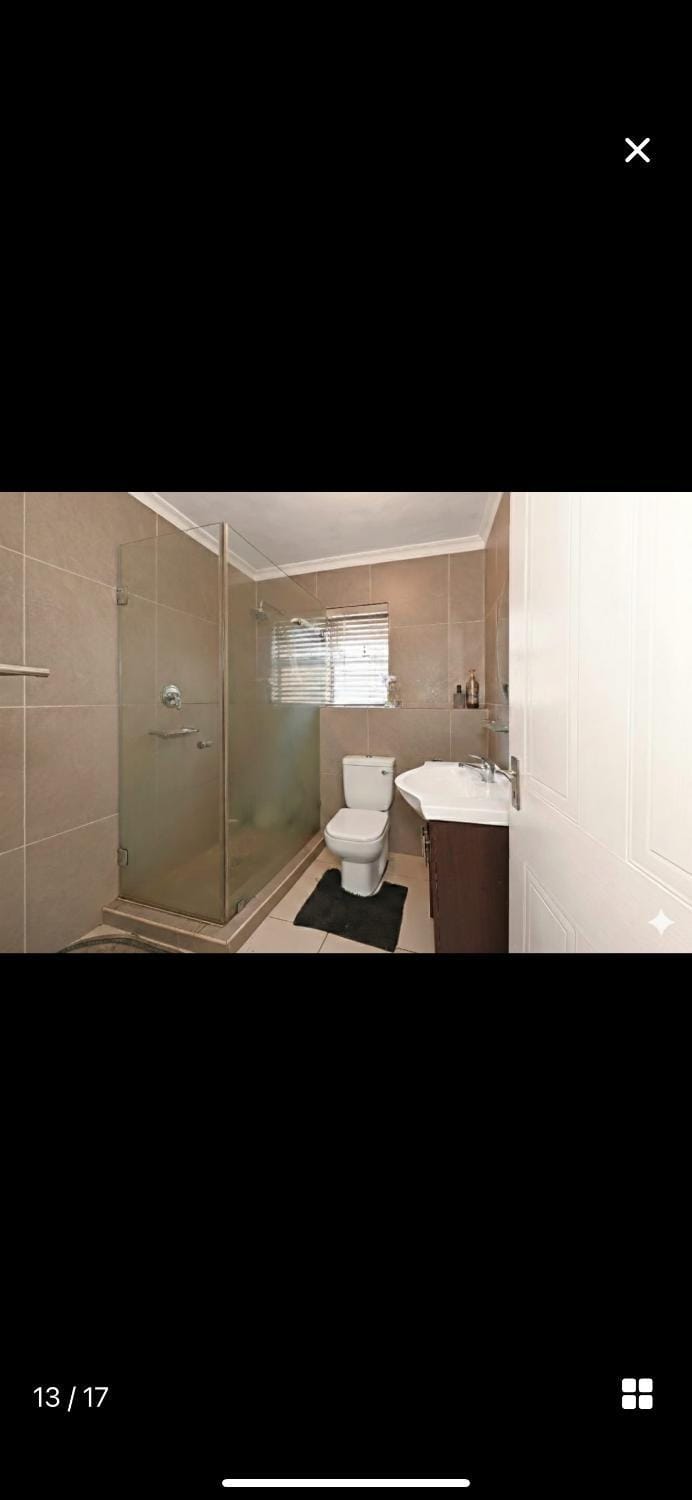 YA Eagle Wings Self Catering Shared Single room Apt B Bed and Breakfast in Cape Town