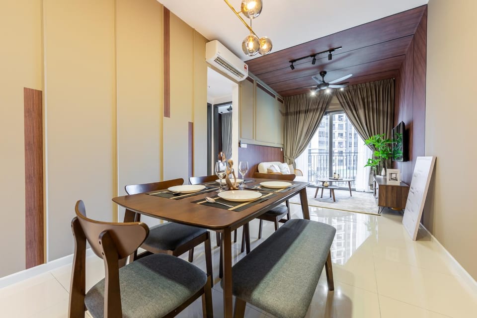 Living room, Seating area, Dining area