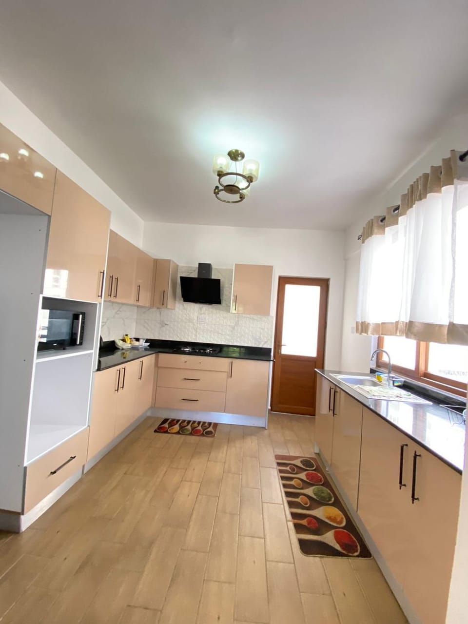 AQUA APARTMENT Block B house B1 Bed and Breakfast in Mombasa