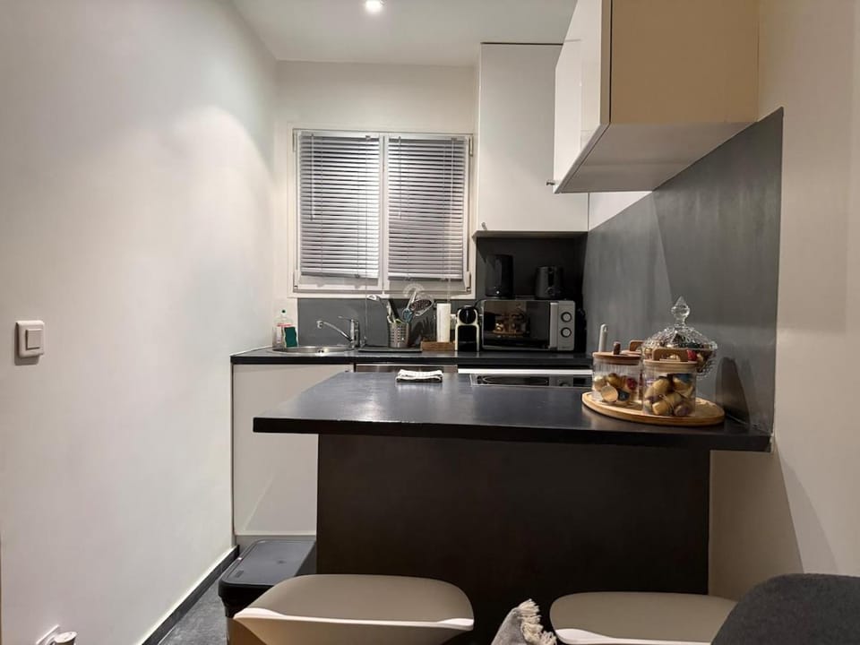 Charmant cocon au cœur de Montmartre Vacation rental in Paris
