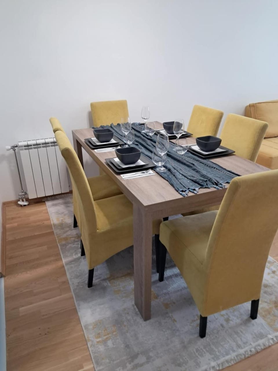 Living room, Seating area, Dining area