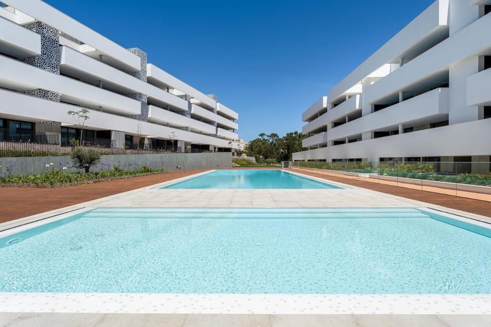 Lagos Design - Stylish & Spacious Retreat Apartment in Lagos