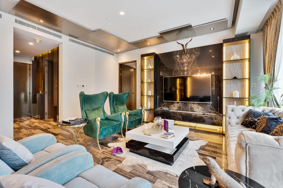 Communal lounge/ TV room, TV and multimedia, Living room, Seating area