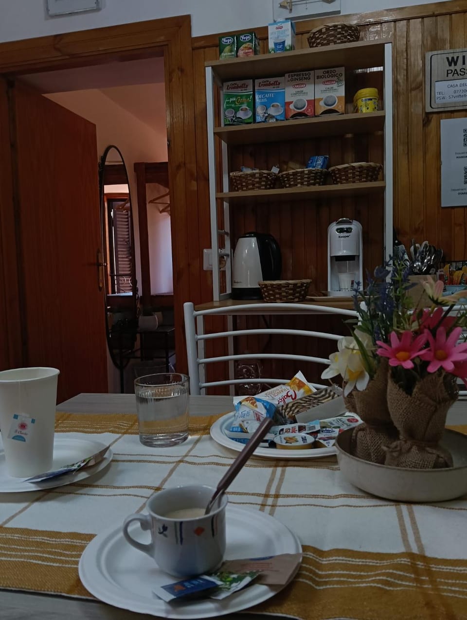 Food and drinks, Breakfast, Italian breakfast