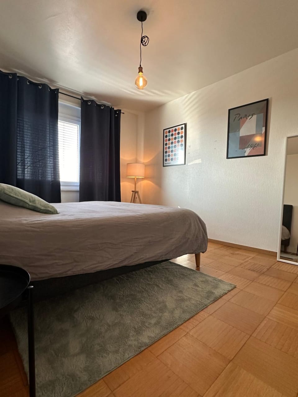 Bird's eye view, View (from property/room), Photo of the whole room, Bedroom, City view, Lake view, Landmark view, Mountain view