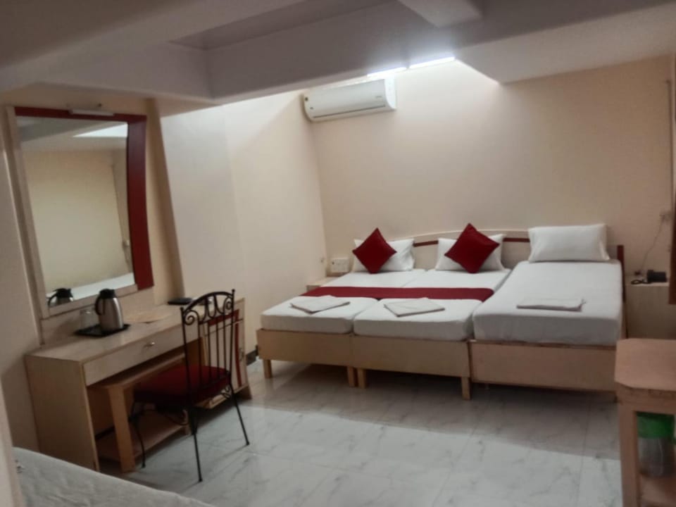 TV and multimedia, towels, air conditioner